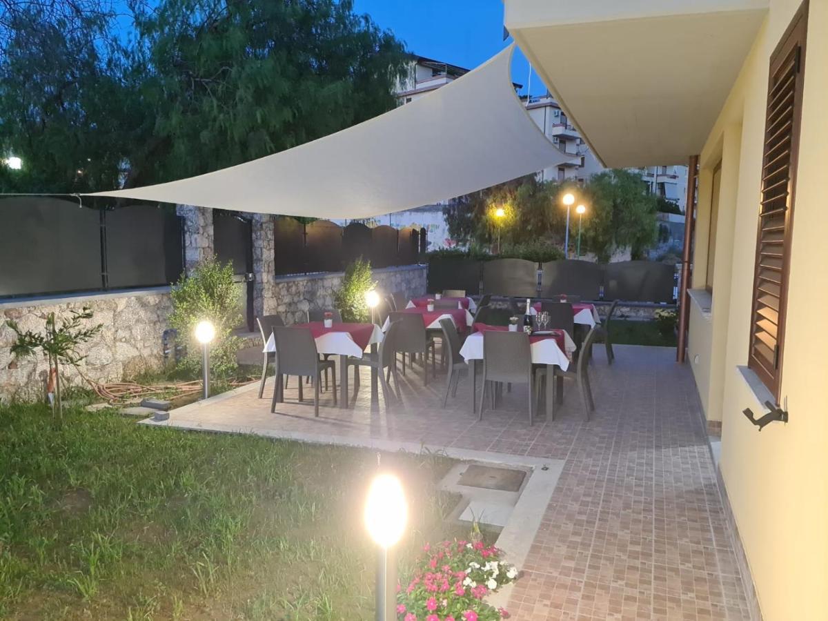 B&B Villa Chiara Bed And Breakfast Таормина Экстерьер фото