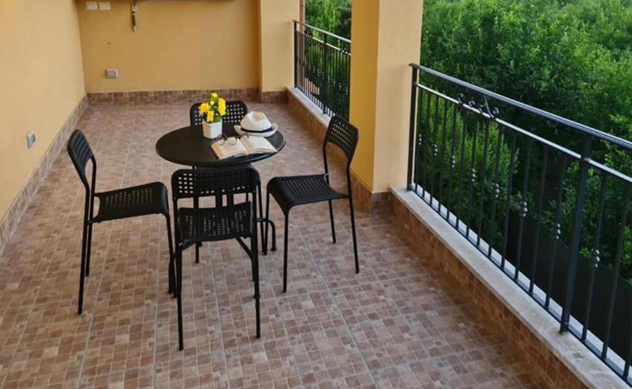 B&B Villa Chiara Bed And Breakfast Таормина Экстерьер фото
