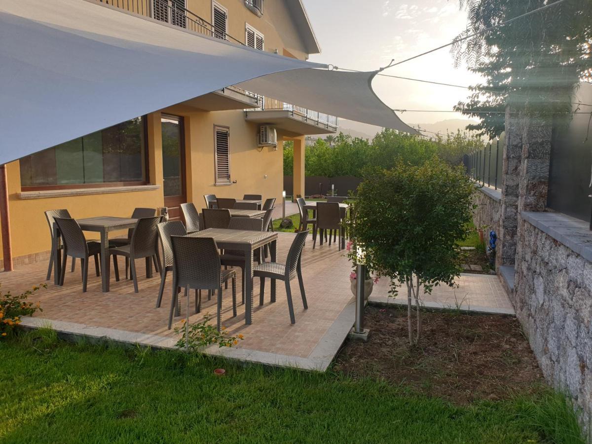 B&B Villa Chiara Bed And Breakfast Таормина Экстерьер фото